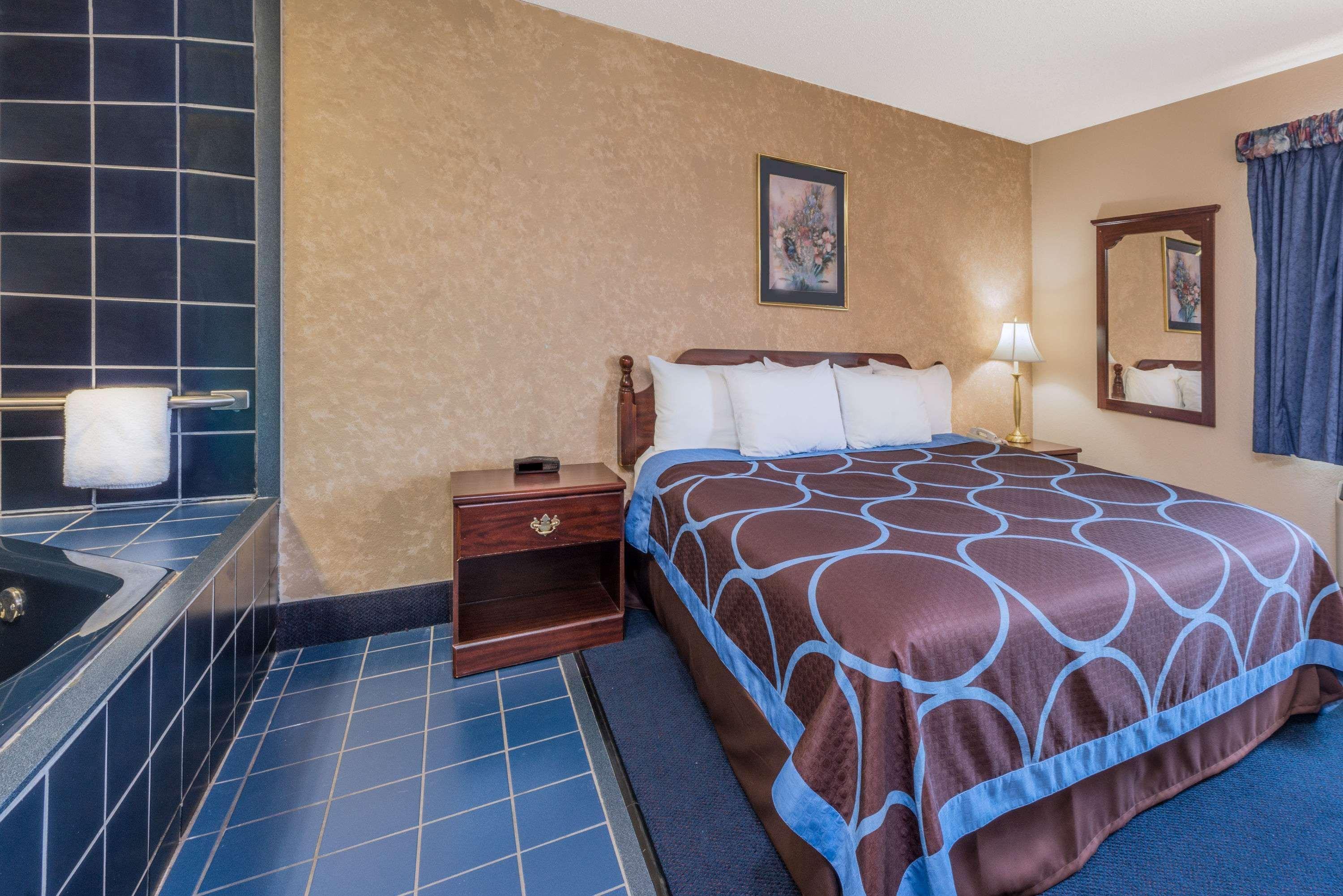 Super 8 By Wyndham Potosi Hotel Exterior photo