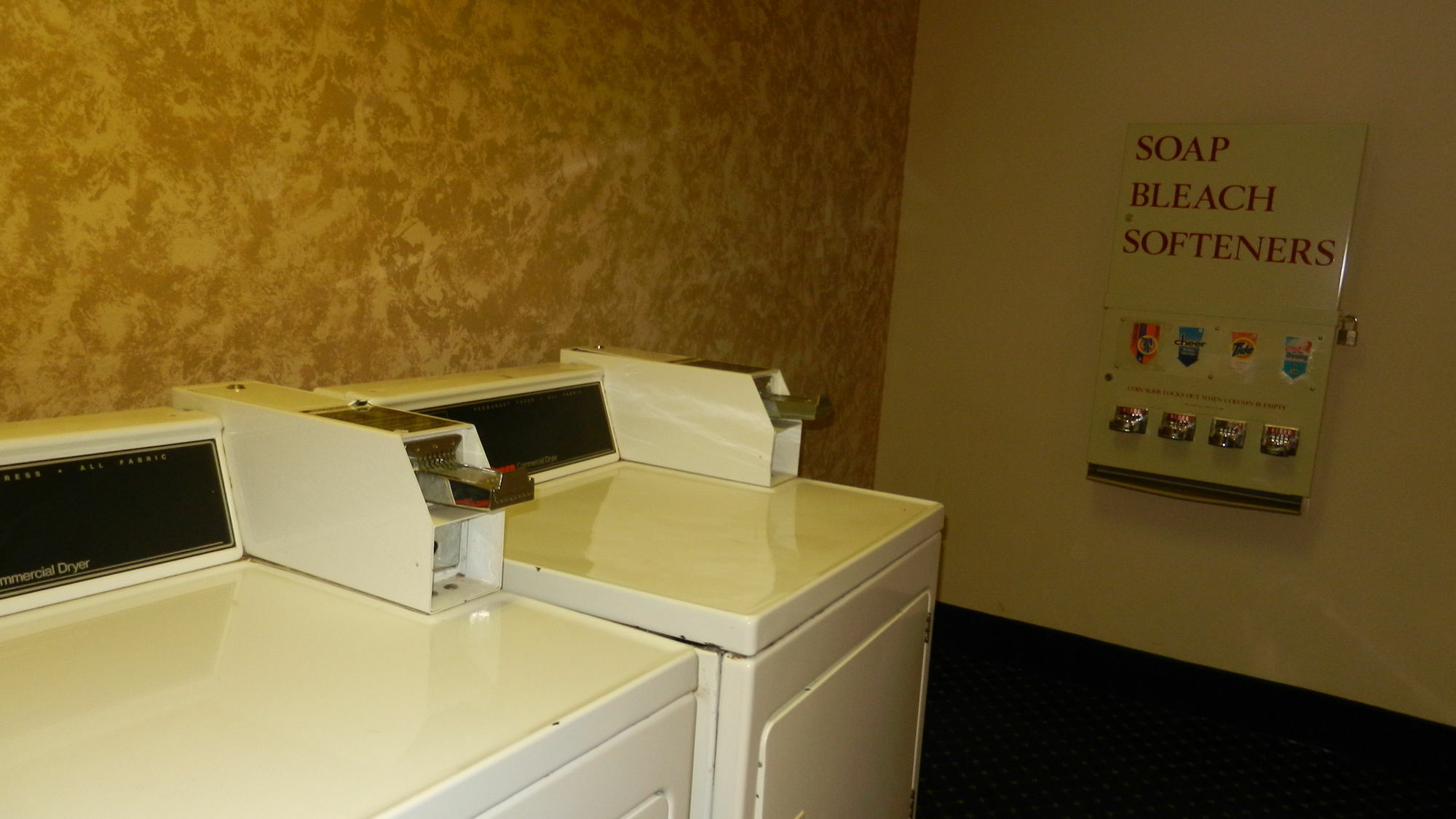 Super 8 By Wyndham Potosi Hotel Exterior photo